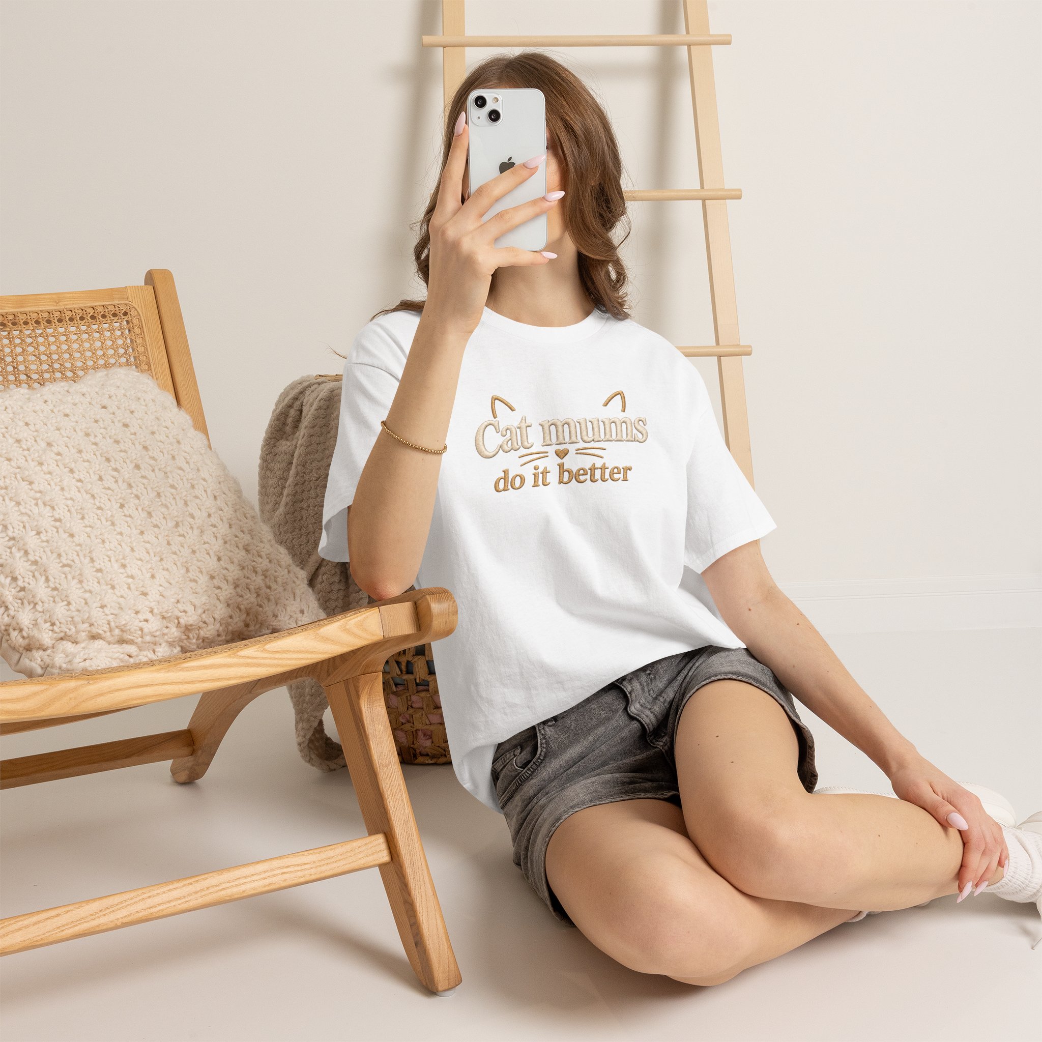 funny cat mum graphic tee